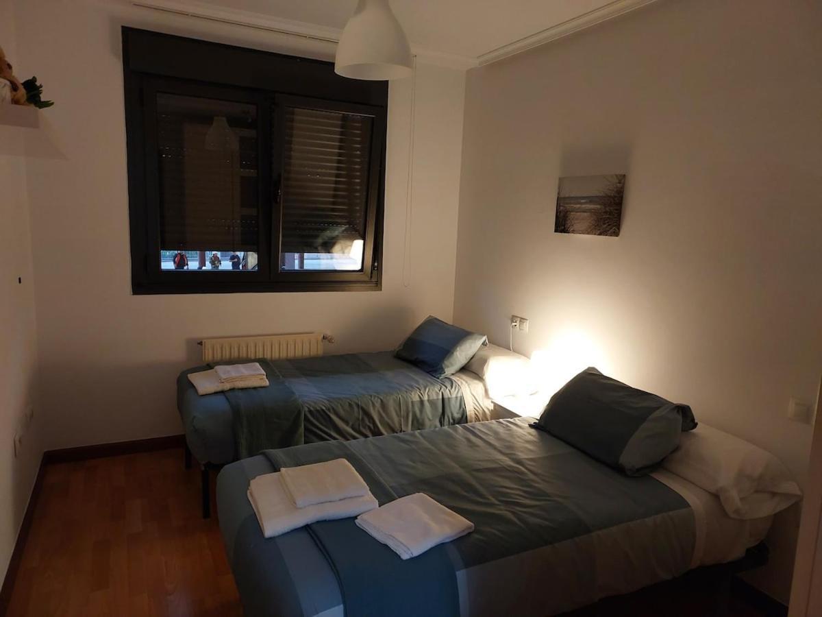 145A Apartamento Moderno Dos Habitaciones Gijón Exteriör bild